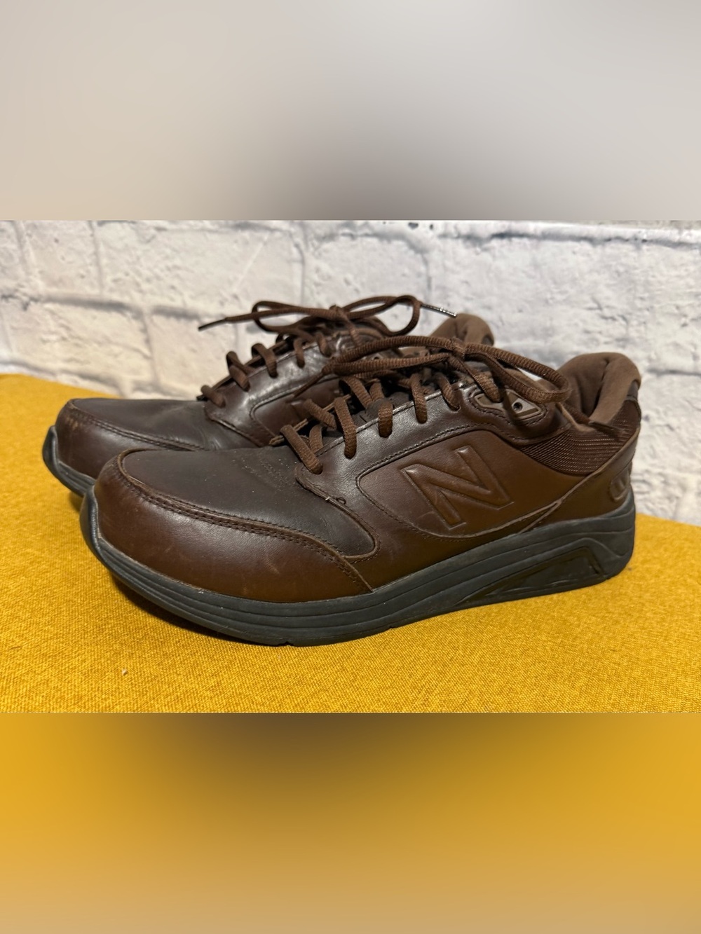 New Balance 928 Brown Leather Walking Shoes Men’s 9.5 WIDE 2E Comfort Rollbar - Picture 1 of 12